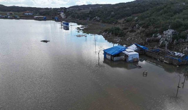 Kuraklıkla Mücadele Eden Hatay’da Umutlar Yeşerdi: Kızılgöl Yeniden Su Tuttu
