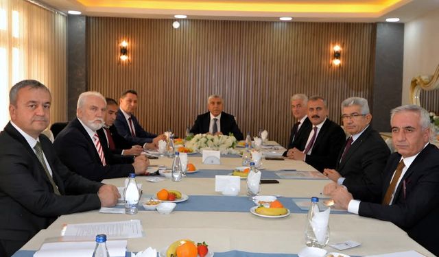 Osmaniye’de 2. Dönem İlçe Milli Eğitim Müdürleri Kurulu Toplantısı Yapıldı