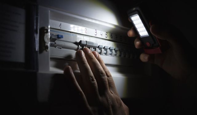 Osmaniye'de Saatler Süren Elektrik Kesintisi Mağduriyete Yol Açtı