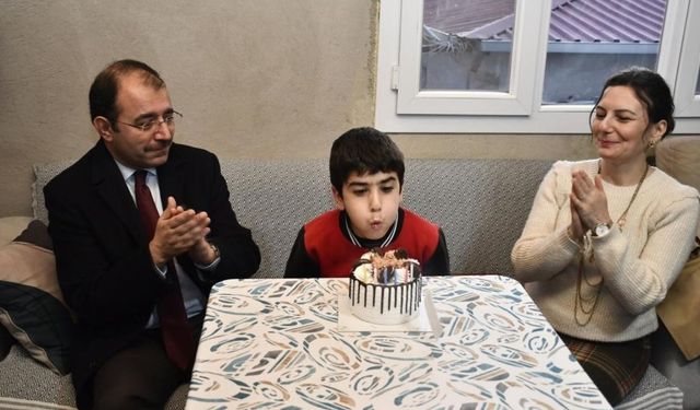 “Yeter ki Sen Gülümse” Projesiyle Aras’ın Doğum Gününe Sürpriz Ziyaret