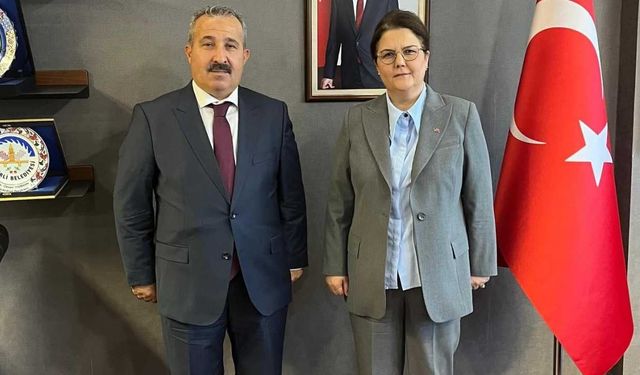 Osmaniye Milletvekili Yanık ve İl Özel İdaresi Genel Sekreteri Coşkun Bir Araya Geldi