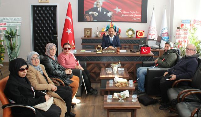 Altınokta Körler Derneği ve Görme Engelliler Spor Kulübünden Başhekim Hakkoymaz’a Ziyaret