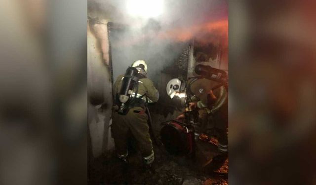 İskenderun’da Ev Yangını Büyümeden Söndürüldü