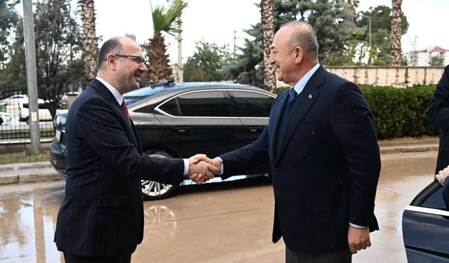 Mevlüt Çavuşoğlu’ndan Osmaniye Valisi’ne Ziyaret