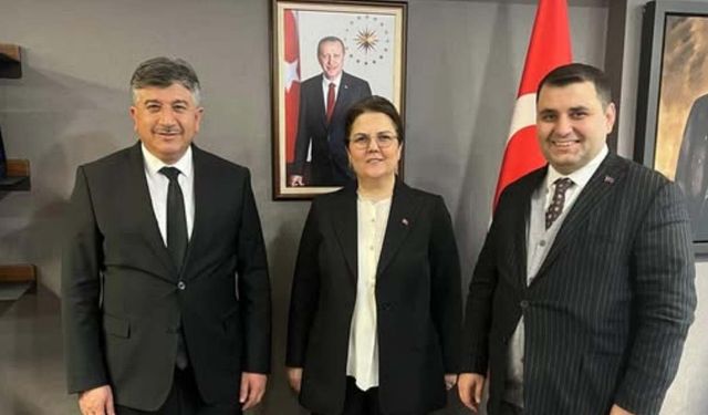 Osmaniye Milletvekili Derya Yanık, Hemşehrilerini Meclis’te Misafir Etti