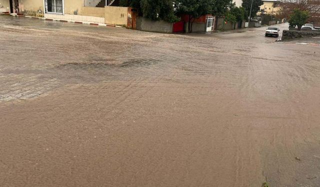 Osmaniye Toprakkale’de O Mahalle Sular Altında Kaldı