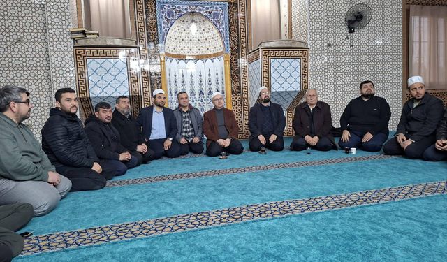 Osmaniye’de Sabah Namazı Buluşması Şehit Bayram Bozdoğan Camii’nde Gerçekleştirildi