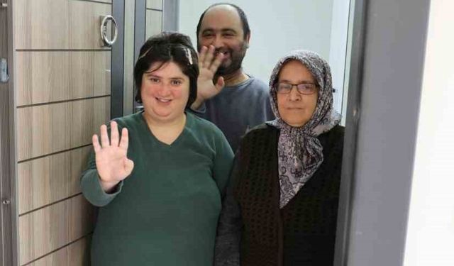 3 Yıl Sonra Gelen Mucize! Down Sendromlu İki Çocuğuyla Yeni Hayatına Merhaba Dedi