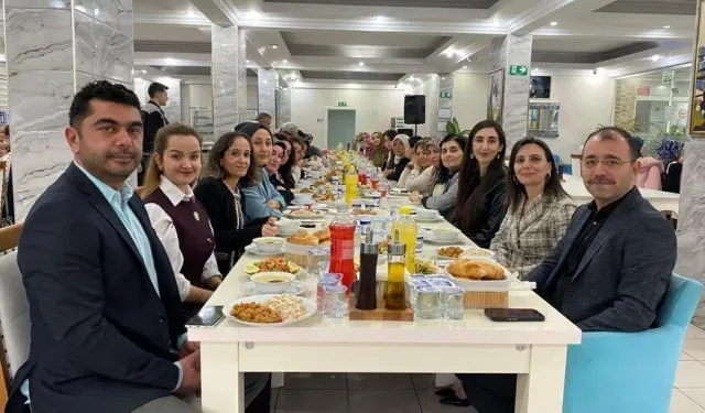 Kadirli’de 8 Mart Dünya Kadınlar Günü’nde Anlamlı İftar Programı