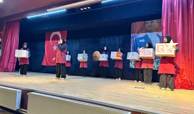 Kadirli’de “İstiklal’den Yükselen Sesler” Yarışması Düzenlendi