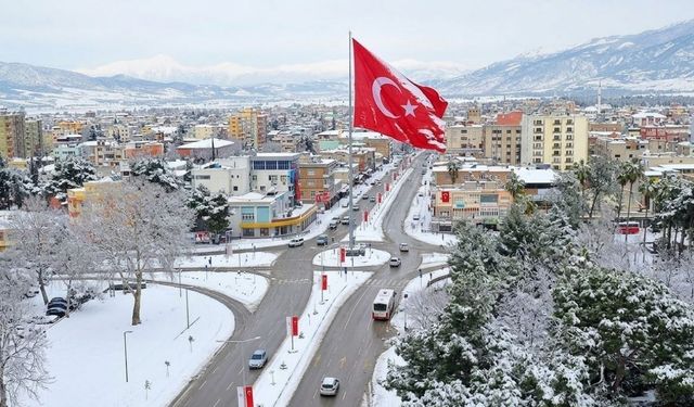 Osmaniye’de Bayramda Kar Sürprizi: MGM’den Uyarı