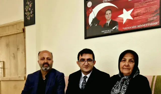 Sumbas’ta Bayramda Şehit Aileleri Unutulmadı Şehit Umut Eyvaz’ın Ailesine Ziyaret