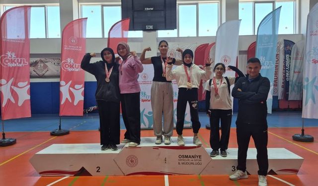 Toprakkale’nin “Demir Bilekli” Kızları! Osmaniye’de Rakip Tanımadılar