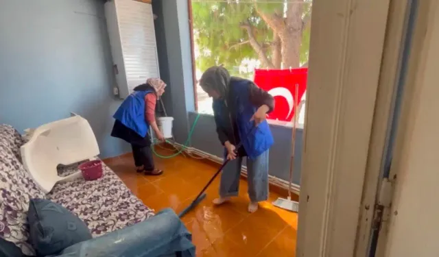 Osmaniye'de Vefa Kapıyı Çaldı: Gençler Şehit Ailesini Yalnız Bırakmadı