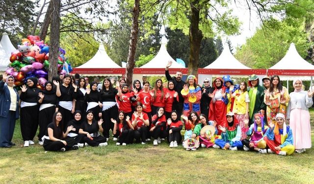 10. Geleneksel Çocuk Şenliği’nde Muhteşem Final: Osmaniye Color Fest ile Renklendi