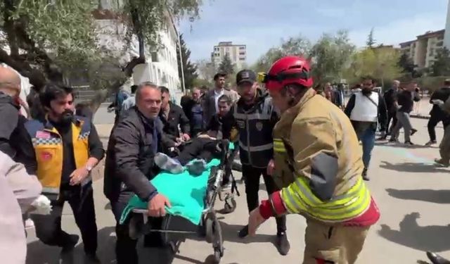 Eski Emniyet Müfettişinin Oğlu Dehşet Saçtı: Kahramanmaraş Aysel Çalık Ortaokulu’nda Silahlı Saldırı