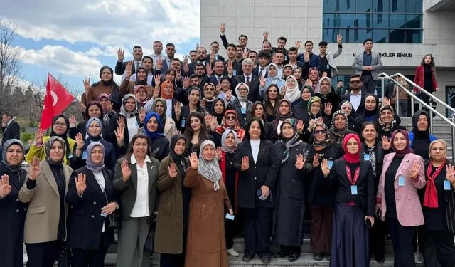 Osmaniye AK Parti Kadın ve Gençlik Kolları, TBMM’yi Ziyaret Etti