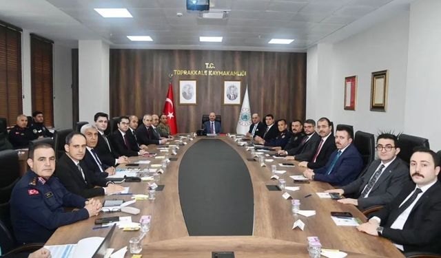 Osmaniye'de Güvenlik Zirvesi: Vali Serdengeçti Başkanlığında Asayiş ve Okul Güvenliği Masaya Yatırıldı