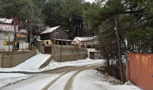 Osmaniye'nin Zorkun Yaylası Beyaza Büründü, Kartpostallık Görüntüler Ortaya Çıktı