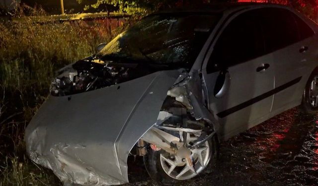 Osmaniye'de iki otomobil çarpıştı: 2 yaralı