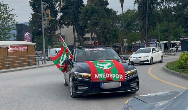 Amedspor’un Süper Lig’e Yükselişi Osmaniye’de Kutlandı