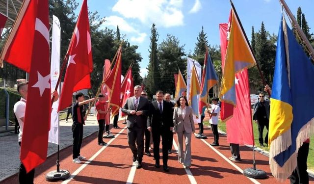 Düziçi’nde Muhteşem 19 Mayıs Kutlaması