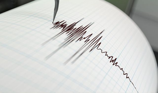 Son Dakika Antalya'da Deprem!