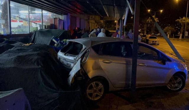 Osmaniye Kadirli'de Feci Kaza Kontrolden Çıkan Otomobil Manava Girdi!