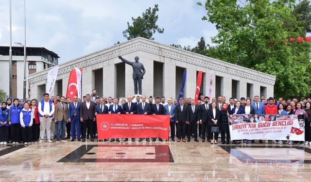 Osmaniye’de Gençlik Haftası Çelenk Sunma Töreniyle Başladı