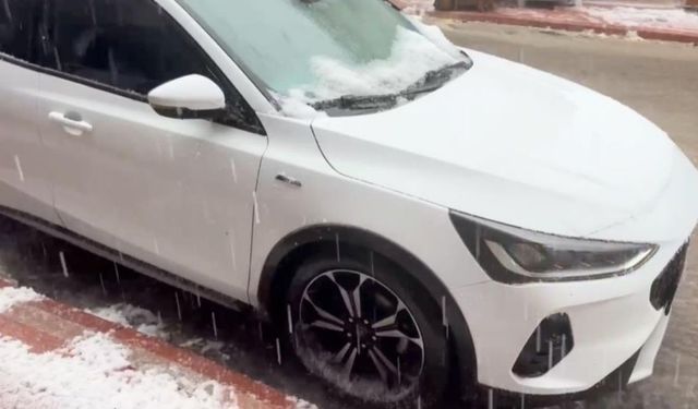 Osmaniye’de Şiddetli Sağanak! Zorkun Yaylası’na Dolu Yağdı!