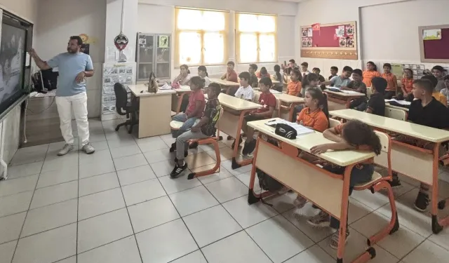 Düziçi’nde Öğrencilere Teknoloji Bağımlılığı Eğitimi Verildi