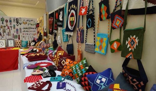 Hükümlü ve Tutukluların El Emeği Eserleri Sergilendi