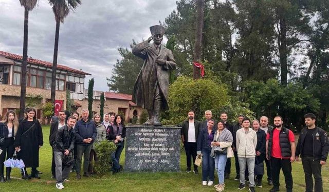 İletişim Fakültesi Öğrencileri Kozan’ın Kurtuluşuna Tanıklık Eden Tarihi Belgeleri İnceledi
