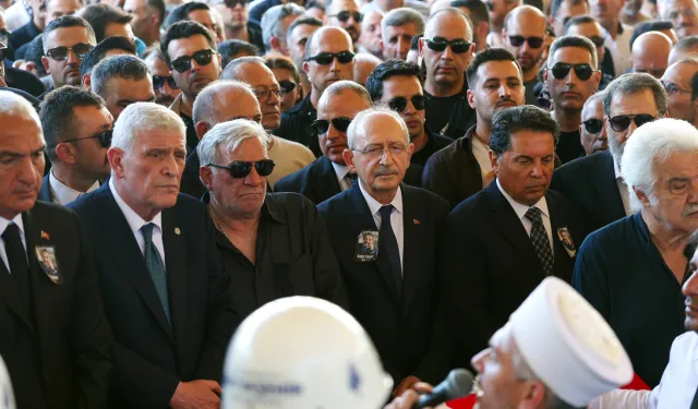 Kadir İnanır'a veda töreninde yaşananlar gündem oldu