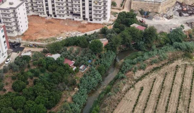 Karacaoğlan Mahallesi sakinlerini isyan ettiren kanalizasyon sorunu