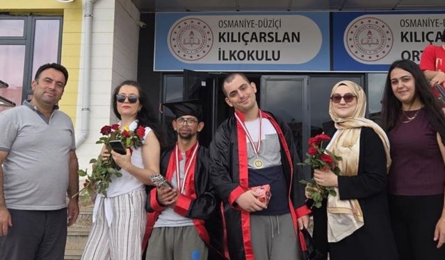 Osmaniye'de Özel Öğrencilerin Mezuniyet Sevinci