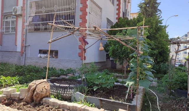 Osmaniye'de Site Sakinlerinin Dikkat Çeken Girişimi!