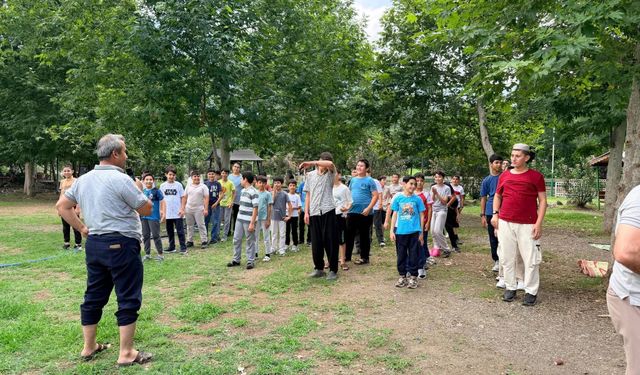 Düziçi'nde Hafızlık Öğrencilerine Doğayla İç İçe Moral Etkinliği