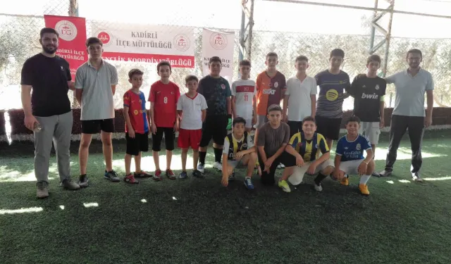 Kadirli'de Kur'an Kursu Öğrencileri Kupaya Koşuyor