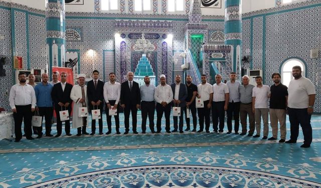 Osmaniye'nin Gururu Oldular! En Güzel Ezanı Okuyup Zirveye Çıktılar...