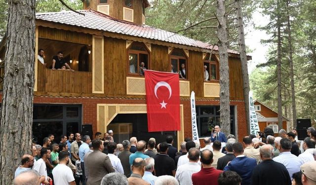 Şenlik Tepesi Camii’nde İlk Cuma Namazı Kılındı