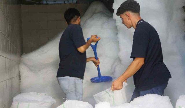 Buzhanede çalışanlar 40 derece sıcaklıktan nasıl korunuyor
