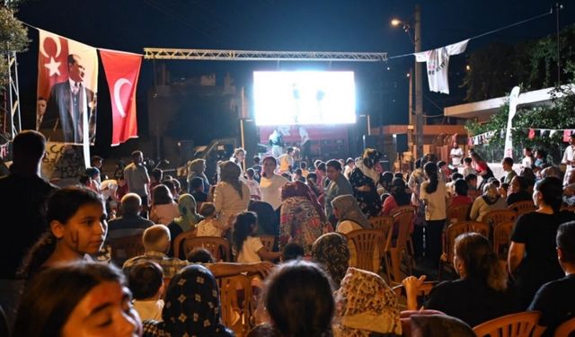 Kadirli’de Nostalji Rüzgarı! 7’den 70’e Herkes Bu Etkinlikte Buluştu!