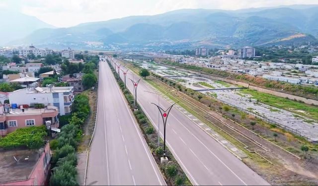 Osmaniye’de O Yol Baştan Aşağı Yenileniyor!