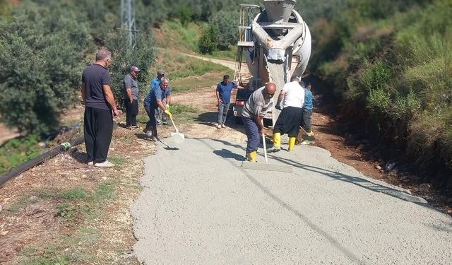 Aydınlar Mahallesi’nde Rüzgar Sokak’a Beton Yol