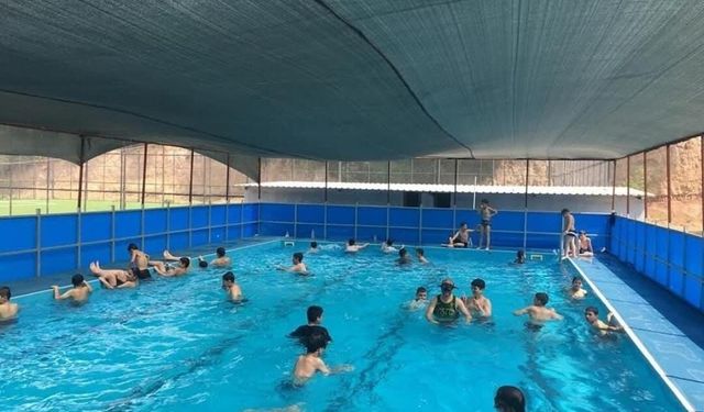 Ellek’te Yüzme Havuzu Sezonu Tamamlandı