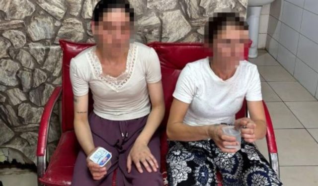 Ev sahipleri ve mahalle sakinleri hırsızları kaçarken takip etti