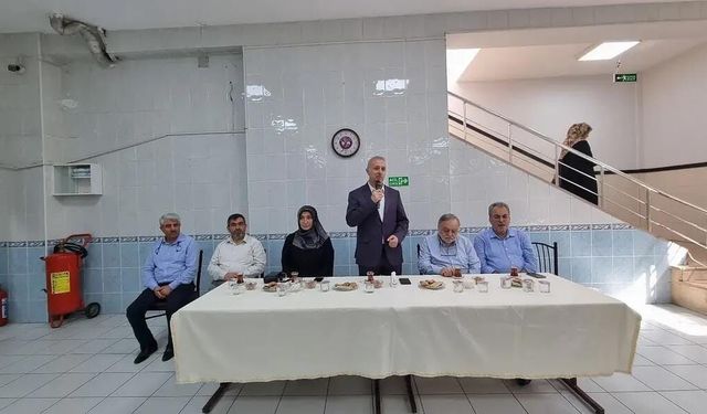 Gülistan Hafızlık Kız Kur’an Kursu’nda Veli Toplantısı Düzenlendi