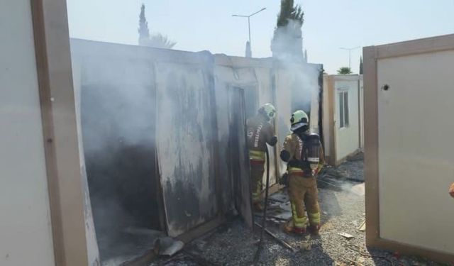 Hatay Arsuz'da  konteyner yangını nasıl çıktı