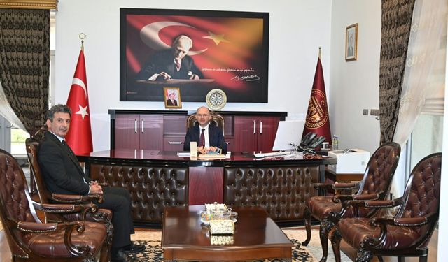 Osmaniye Tapu Müdürlüğü'nde Yeni Dönem! Vali Serdengeçti, Haşim Taştan’ı Ağırladı